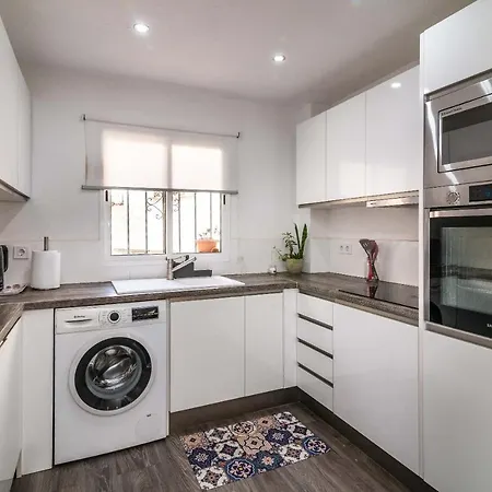 Casa Anna * Μαρμπέλλα